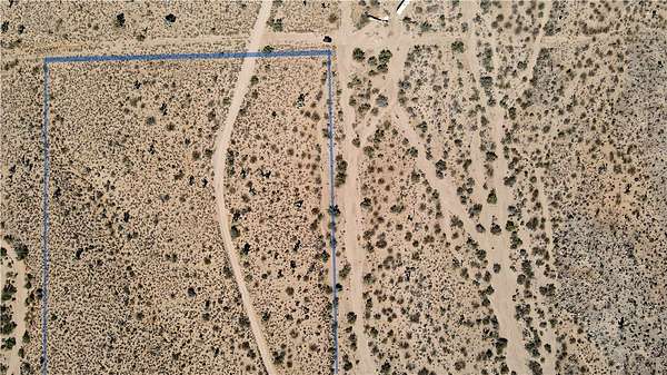 5 Acres of Land for Sale in Yucca, Arizona