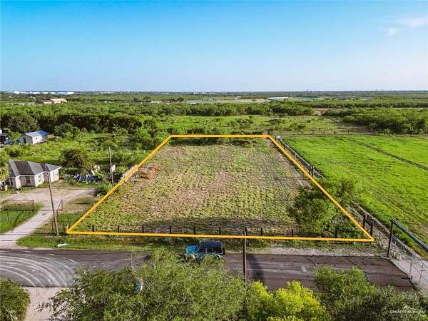 1 Acre of Residential Land for Sale in Edinburg, Texas