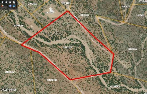 12.3 Acres of Land for Sale in Morristown, Arizona
