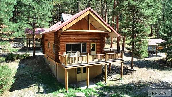 2 Acres of Residential Land with Home for Sale in Gibbonsville, Idaho