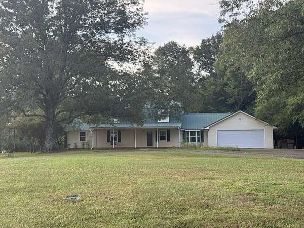 3.64 Acres of Residential Land with Home for Sale in Guntown, Mississippi