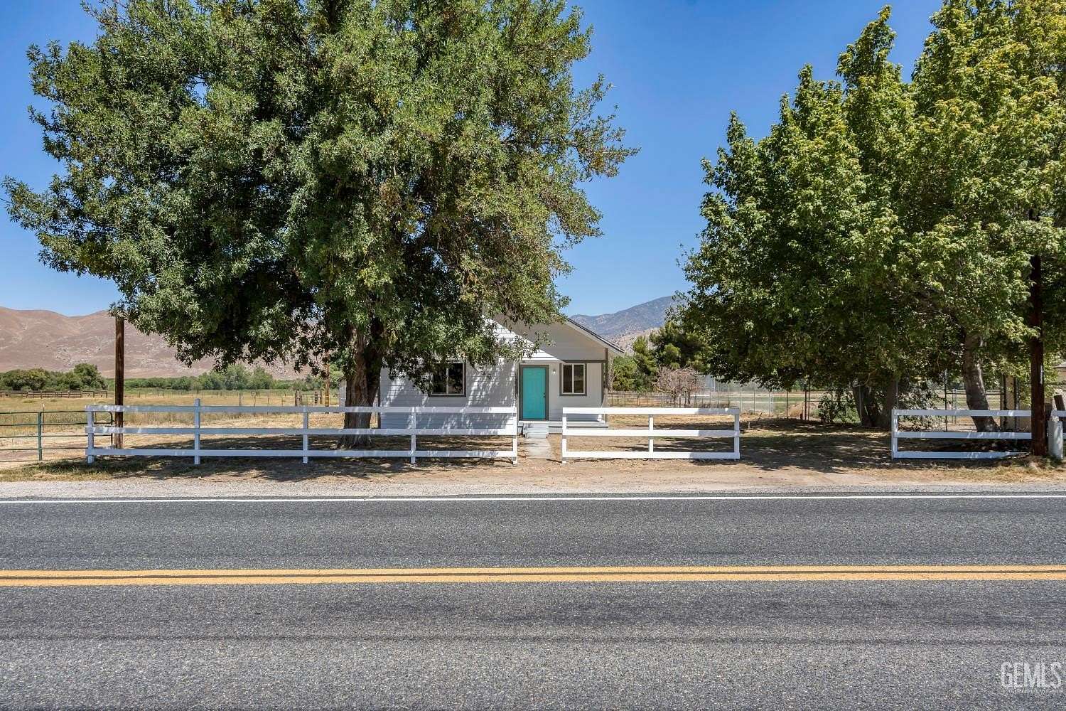5 Acres of Land with Home for Sale in Weldon, California