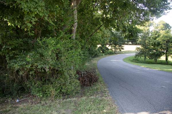 2.52 Acres of Residential Land for Sale in Hendersonville, Tennessee