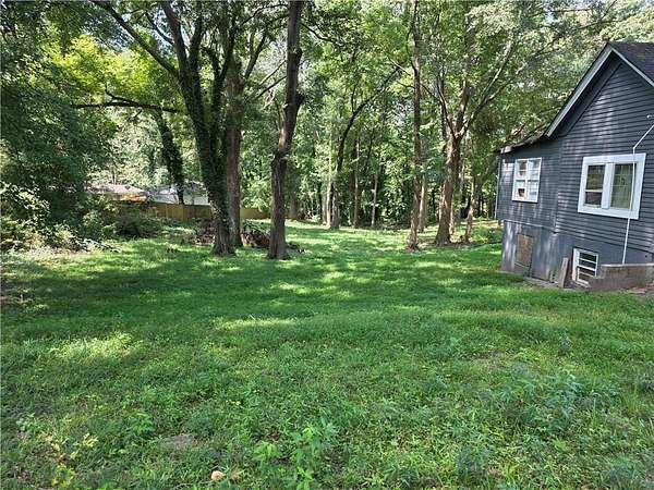 1 Acre of Residential Land with Home for Sale in Atlanta, Georgia