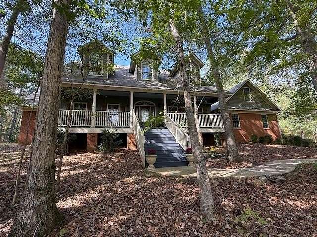 2 Acres of Residential Land with Home for Sale in Cataula, Georgia