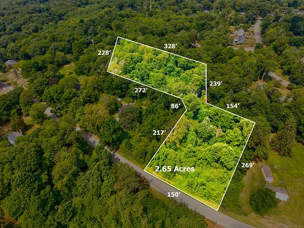 2.65 Acres of Residential Land with Home for Sale in Portland, Connecticut