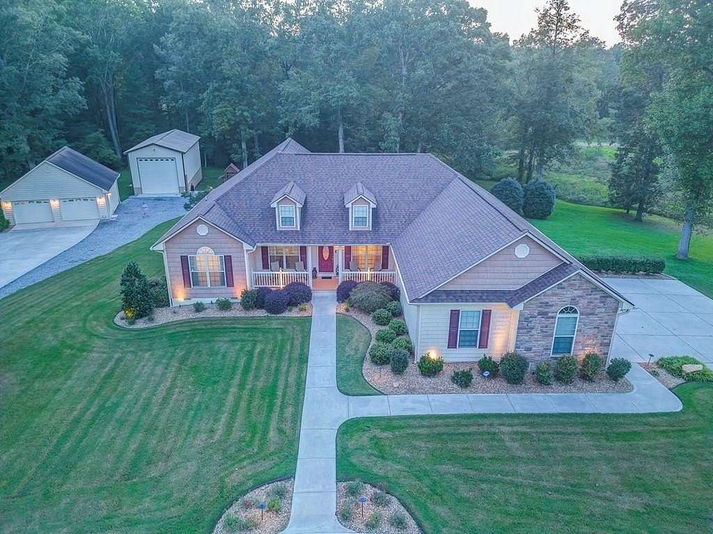 3.2 Acres of Residential Land with Home for Sale in Resaca, Georgia