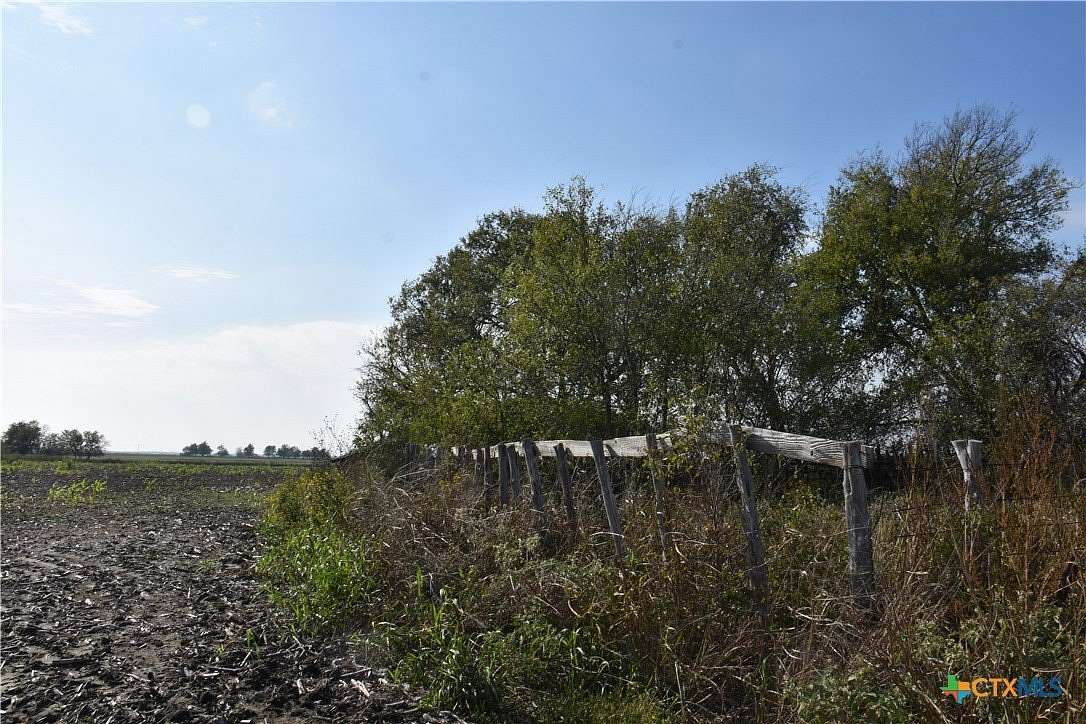 123 Acres of Land for Sale in Rosebud, Texas