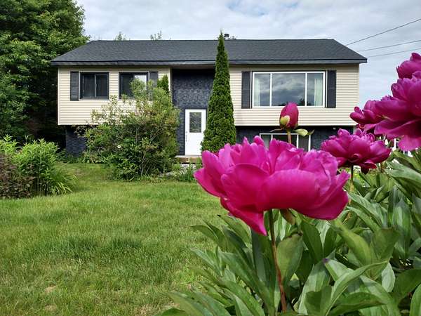 16.6 Acres of Land with Home for Sale in Searsport, Maine