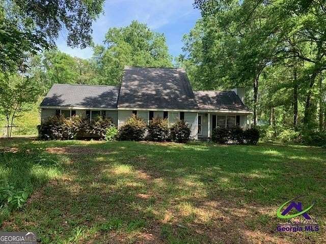 2.59 Acres of Residential Land with Home for Sale in Perry, Georgia