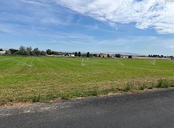 5 Acres of Land for Sale in Prosser, Washington