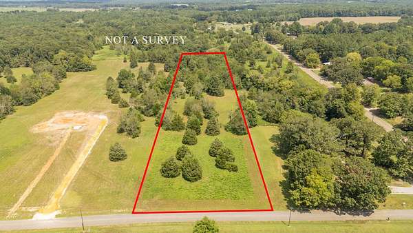 5 Acres of Residential Land for Sale in Michie, Tennessee