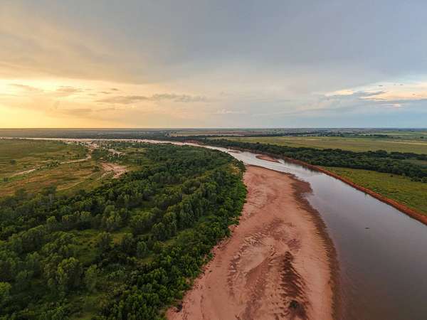 1,541 Acres of Land with Home for Sale in Ryan, Oklahoma