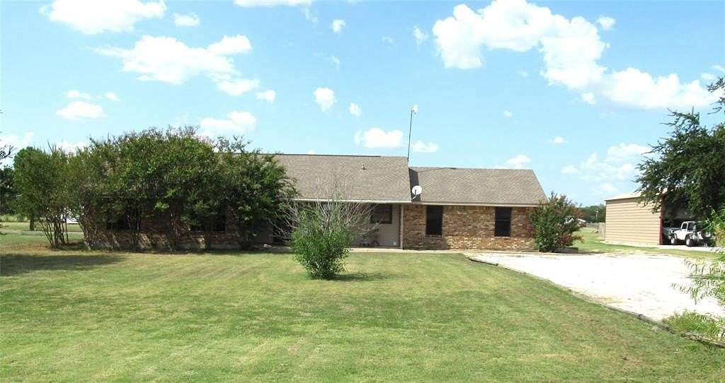 2 Acres of Residential Land with Home for Sale in Caddo Mills, Texas