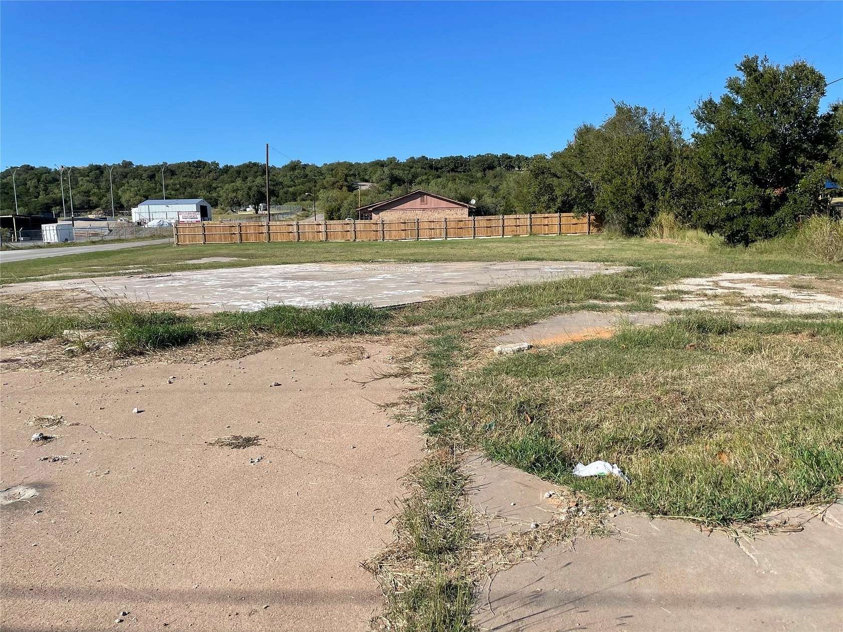 0.5 Acres of Commercial Land for Sale in Mineral Wells, Texas
