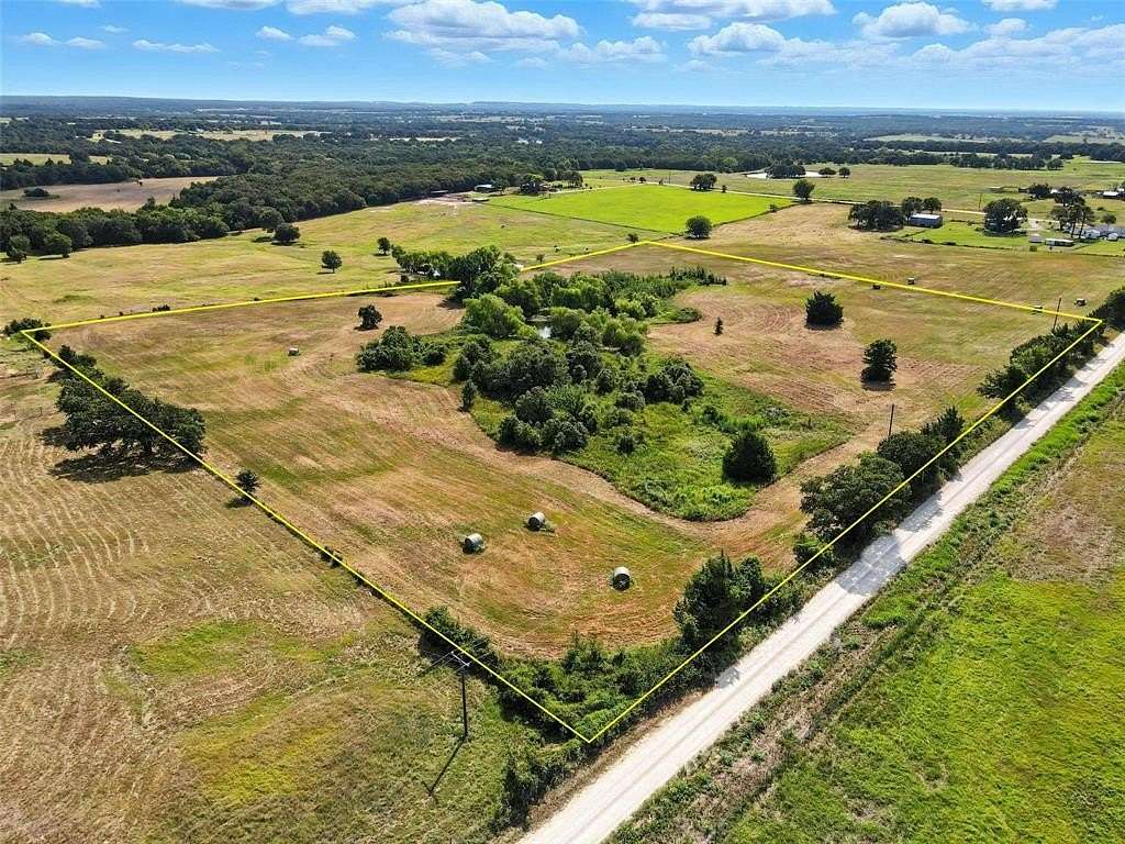 11 Acres of Land for Sale in Montague, Texas