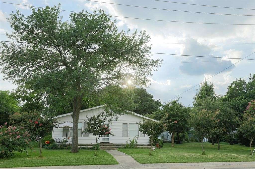 0.24 Acres of Residential Land for Sale in Grapevine, Texas