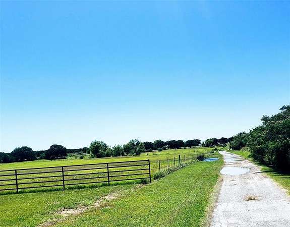 8 Acres of Land for Sale in Perrin, Texas