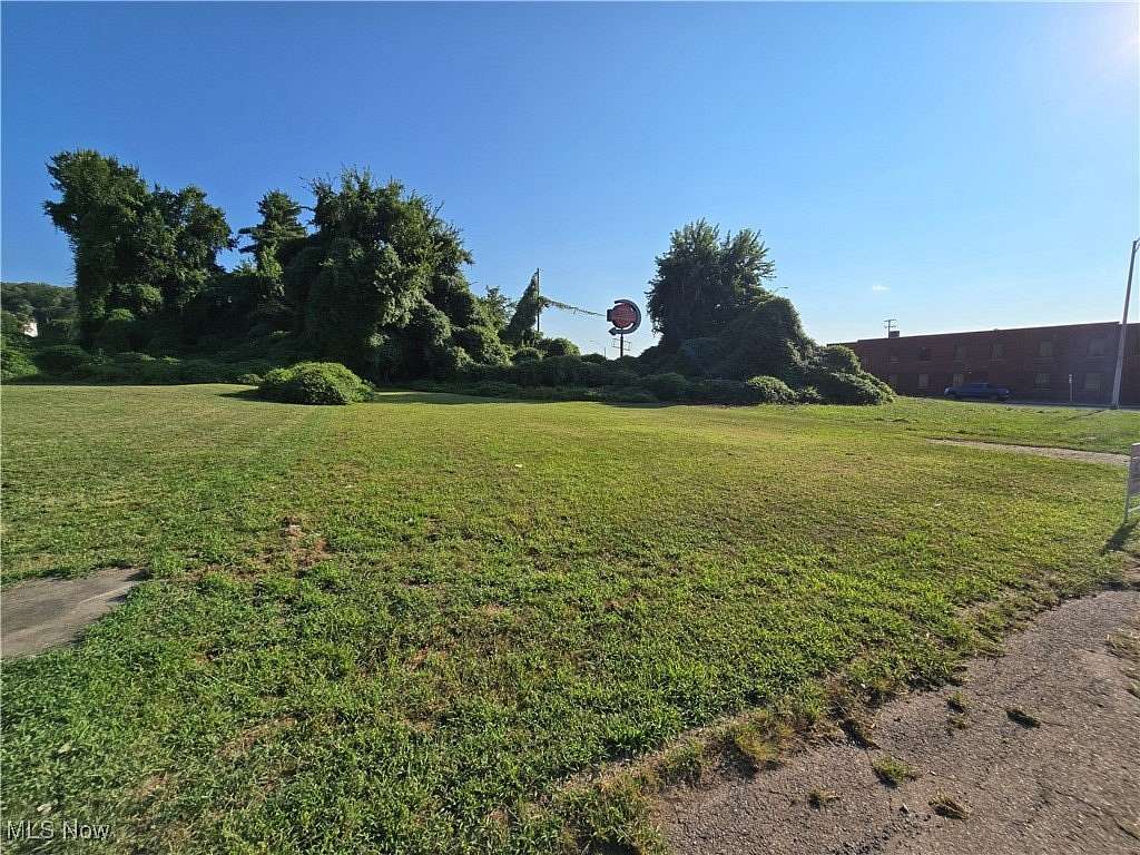 0.13 Acres of Commercial Land for Sale in Zanesville, Ohio