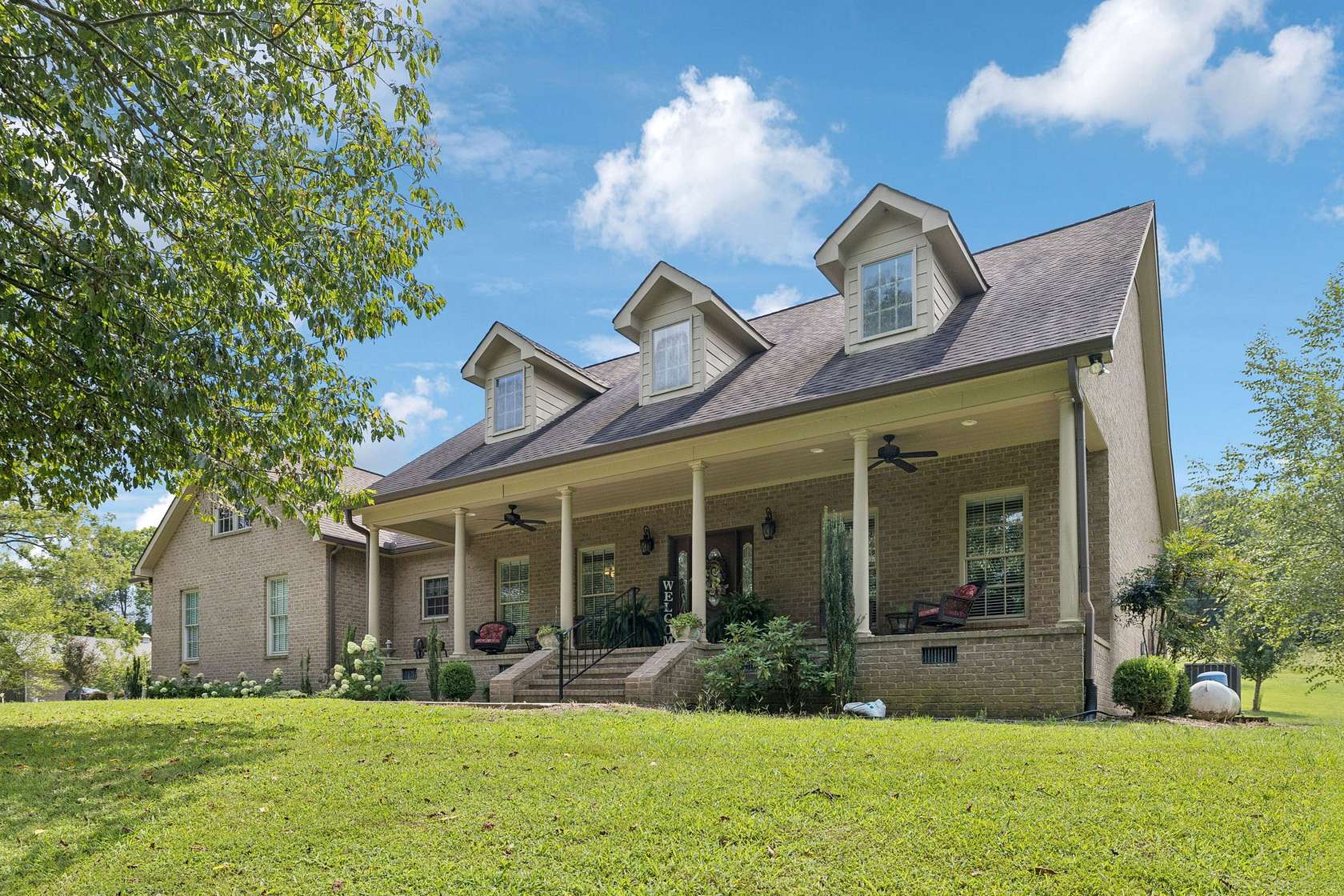 18 Acres of Land with Home for Sale in Shelbyville, Tennessee