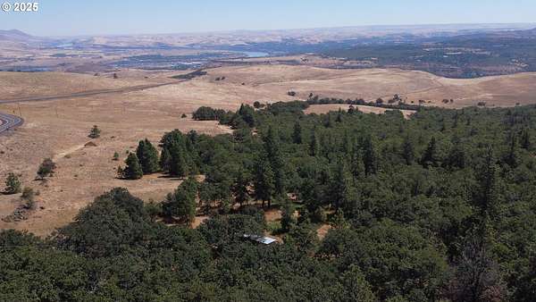 9 Acres of Agricultural Land for Sale in The Dalles, Oregon
