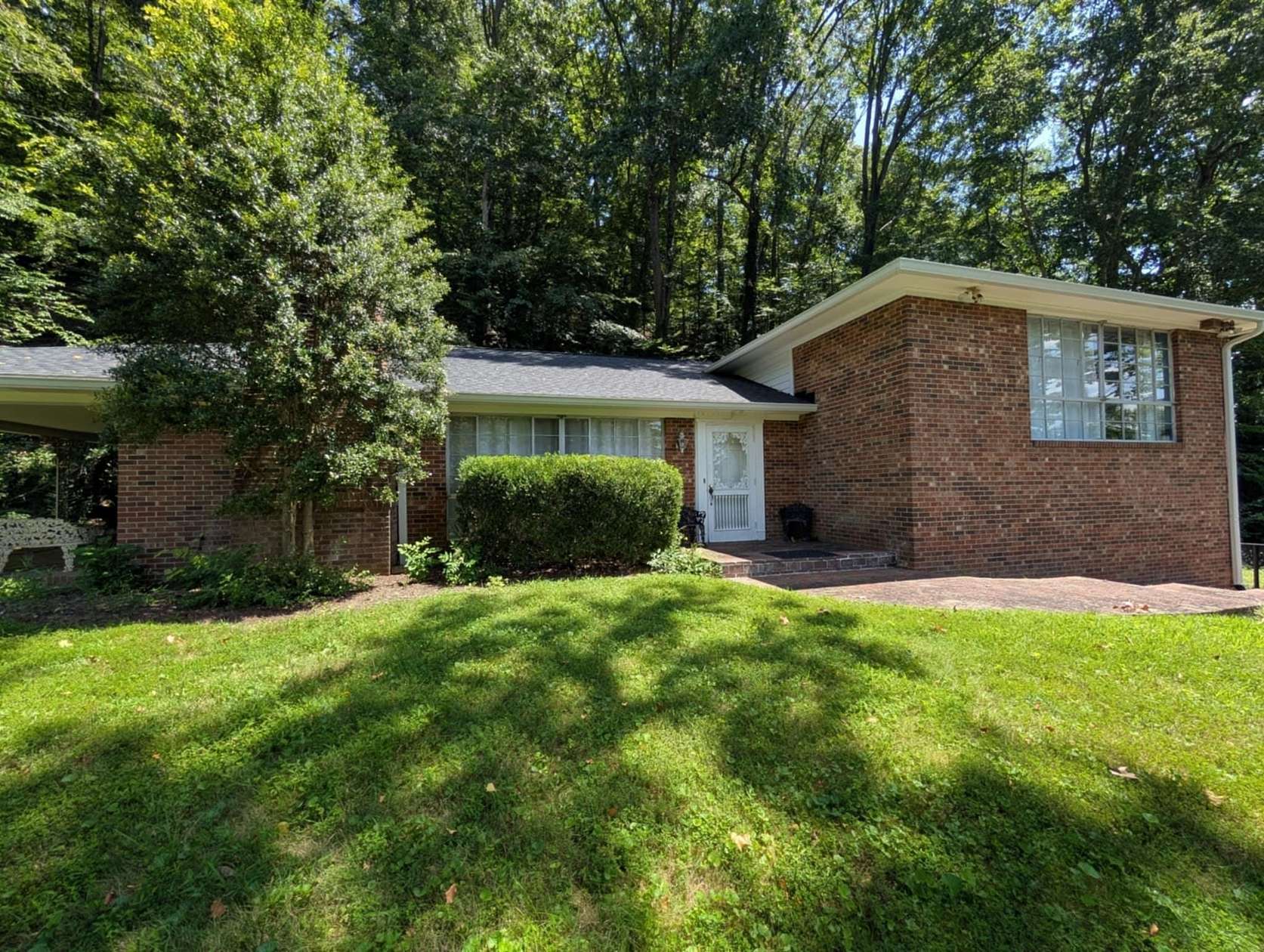 15.7 Acres of Land with Home for Sale in Ironton, Ohio