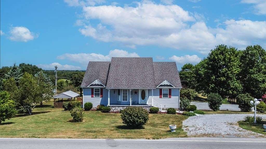 0.07 Acres of Land with Home for Sale in Ewing, Kentucky