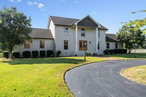 7.26 Acres of Land with Home for Sale in Hopkinsville, Kentucky