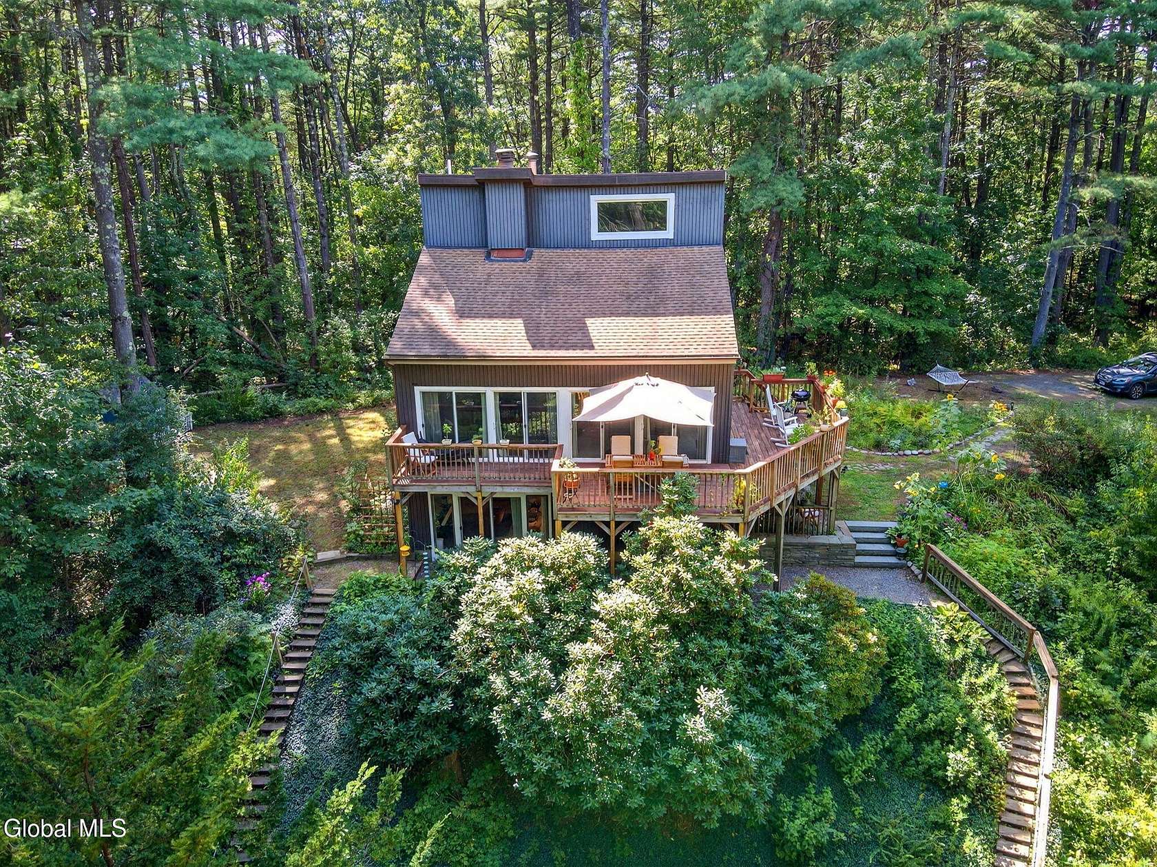 2.46 Acres of Residential Land with Home for Sale in Valatie, New York