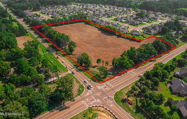 9.55 Acres of Commercial Land for Sale in Gluckstadt, Mississippi