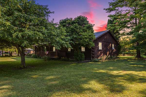 5 Acres of Residential Land with Home for Sale in Mechanicsburg, Ohio