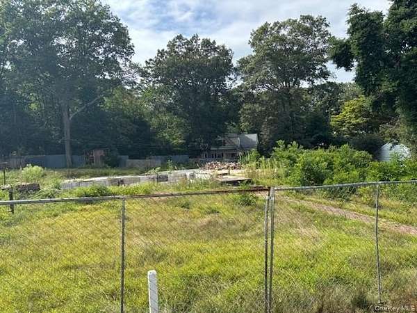 0.33 Acres of Residential Land for Sale in Huntington, New York