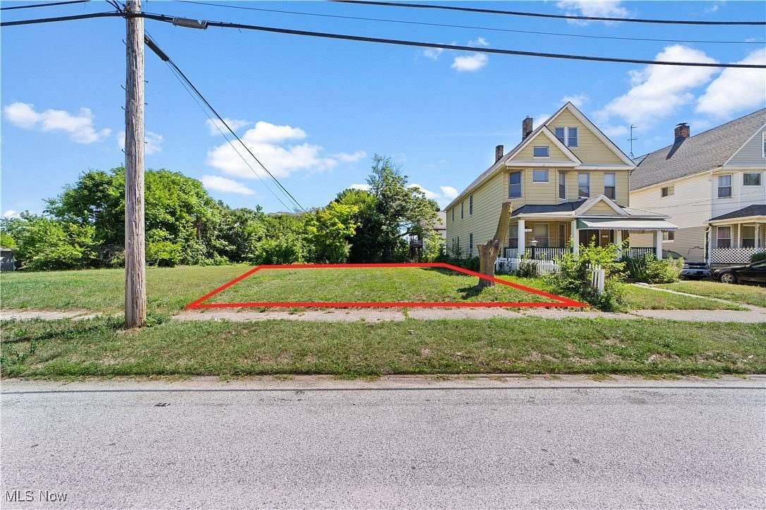 0.12 Acres of Mixed-Use Land for Sale in Cleveland, Ohio