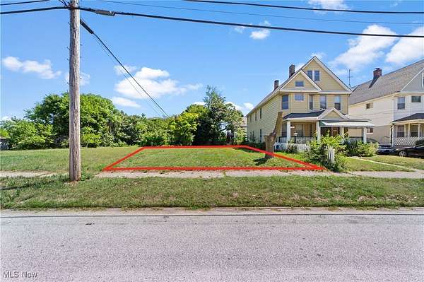 0.12 Acres of Mixed-Use Land for Sale in Cleveland, Ohio