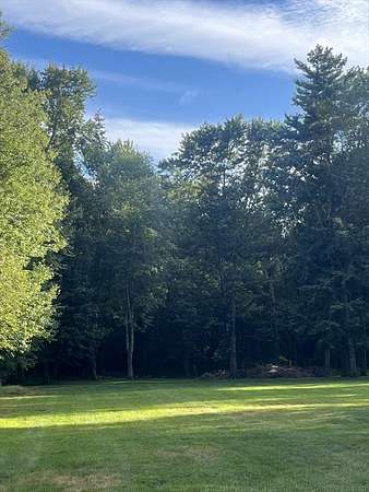 4.43 Acres of Residential Land for Sale in Easton, Massachusetts