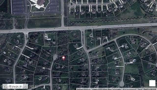 0.85 Acres of Residential Land for Sale in Hartland, Michigan