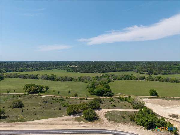 9 Acres of Land for Sale in Oglesby, Texas