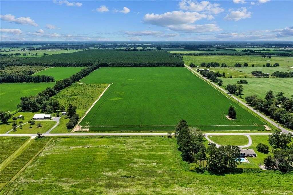 10 Acres of Residential Land for Sale in Chiefland, Florida