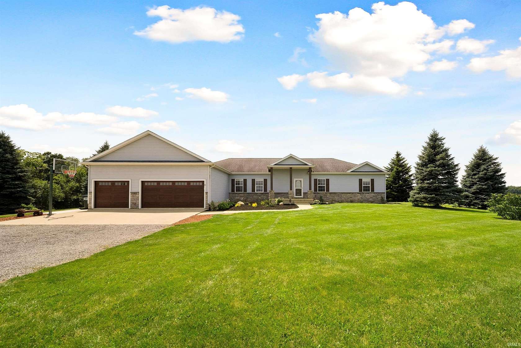 8.61 Acres of Land with Home for Sale in Larwill, Indiana