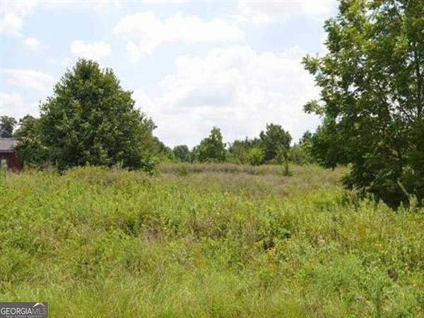 1.6 Acres of Commercial Land for Sale in Byron, Georgia