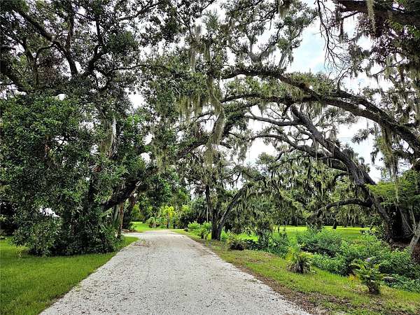 5 Acres of Residential Land with Home for Sale in Sarasota, Florida