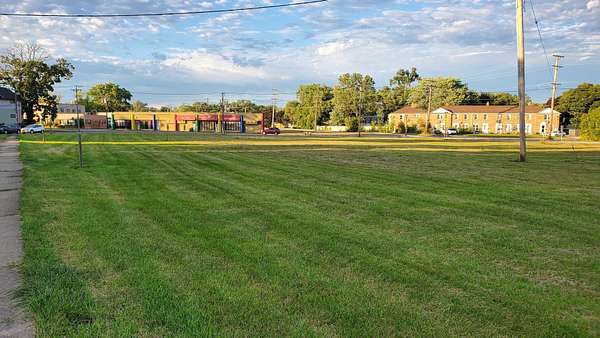 Mixed-Use Land for Sale in Waukegan, Illinois