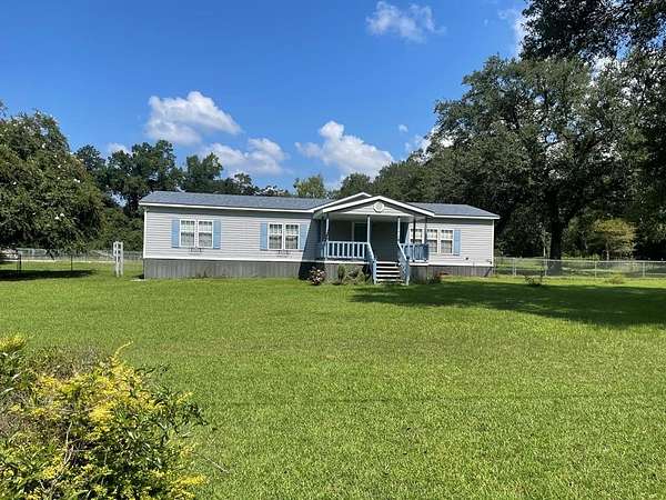 3 Acres of Residential Land with Home for Sale in Blakely, Georgia