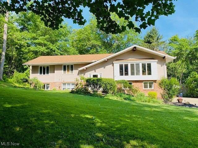 2.2 Acres of Residential Land with Home for Sale in Willoughby Hills, Ohio