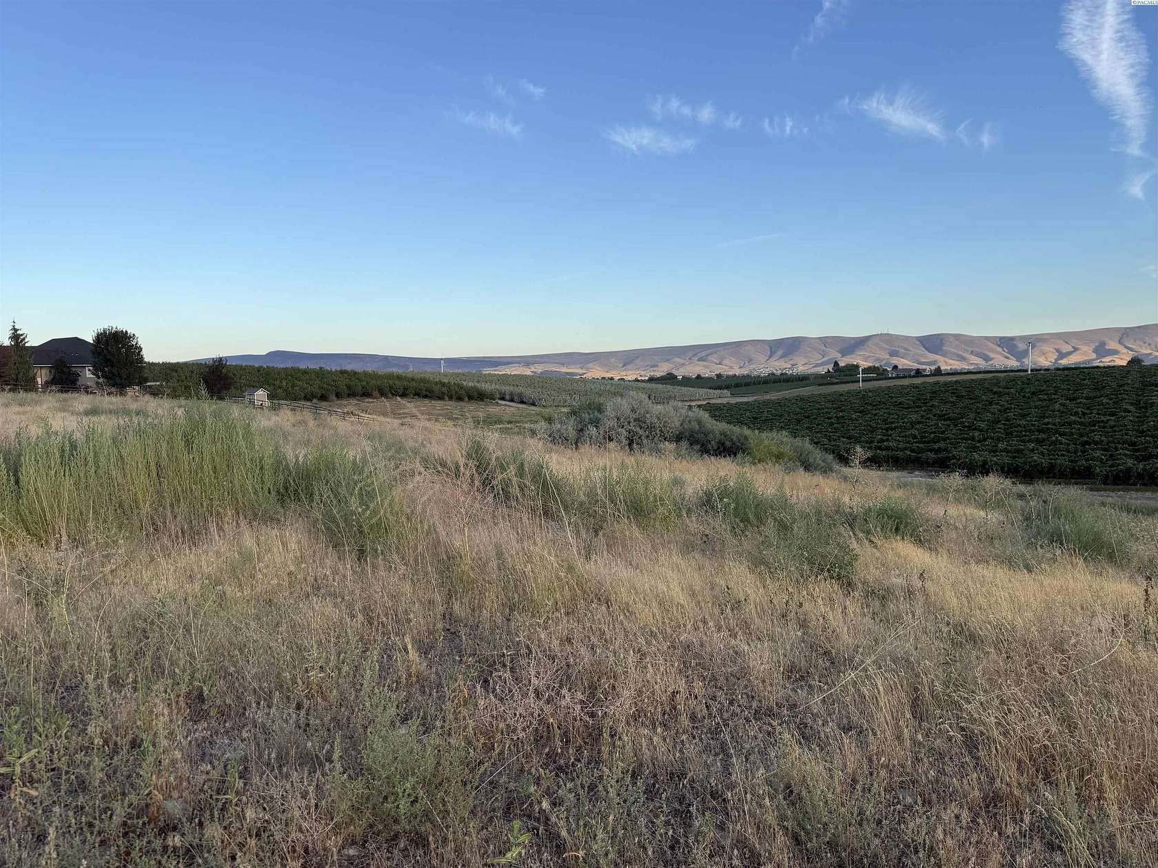3.13 Acres of Residential Land for Sale in Prosser, Washington