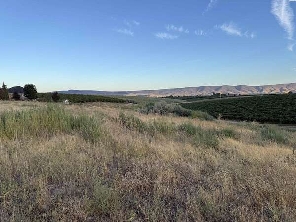 3.13 Acres of Residential Land for Sale in Prosser, Washington