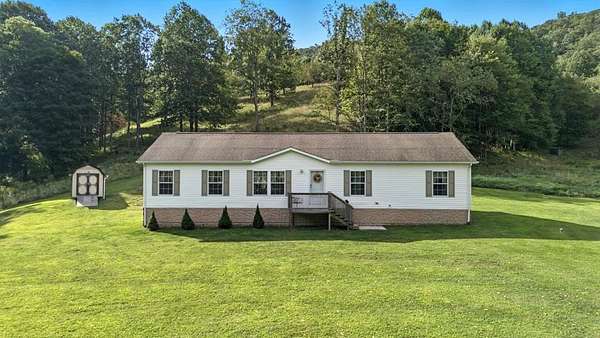15.6 Acres of Land with Home for Sale in Ceres, Virginia
