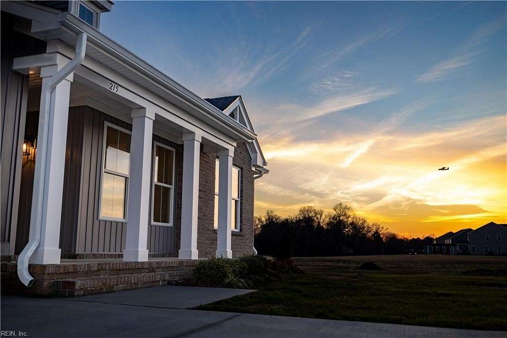 6.33 Acres of Residential Land with Home for Sale in Chesapeake, Virginia