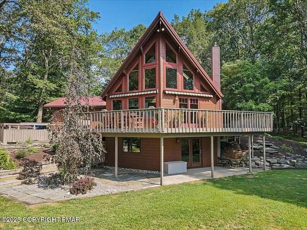 15 Acres of Land with Home for Sale in Saylorsburg, Pennsylvania