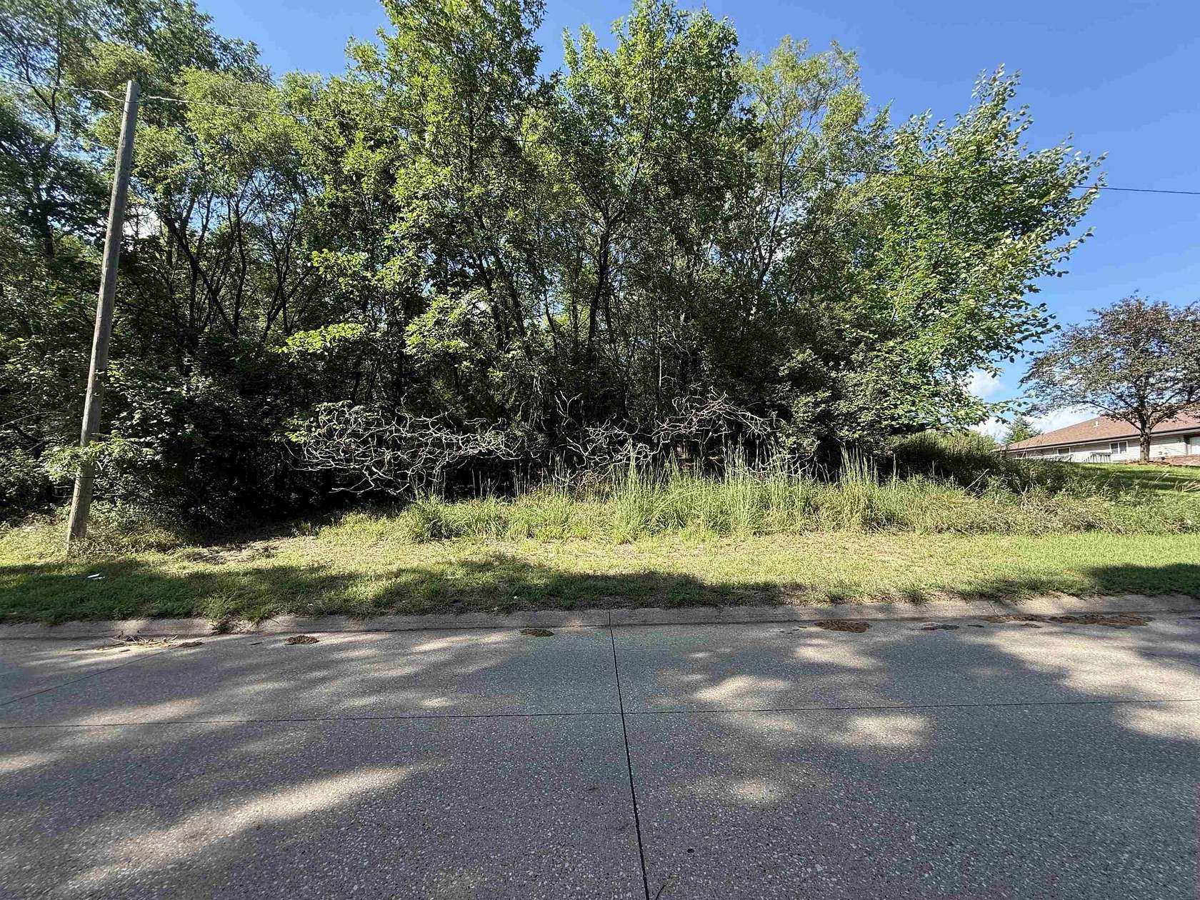 0.31 Acres of Residential Land for Sale in Sioux City, Iowa